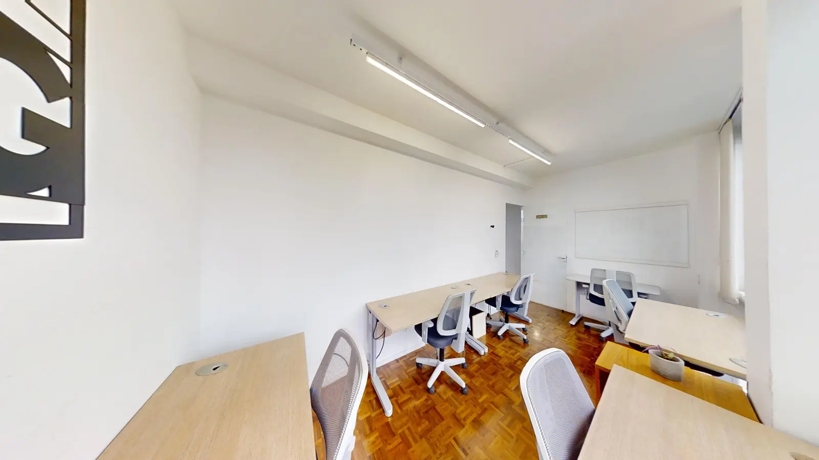 Sala privativa numerada do Esquina Coworking