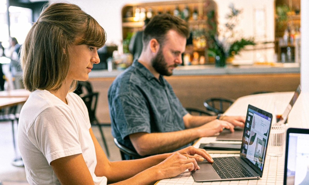 Espaços de trabalho colaborativo para startups