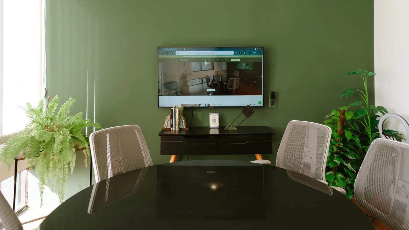 Comodidade do Esquina Coworking disponivel para freelancers